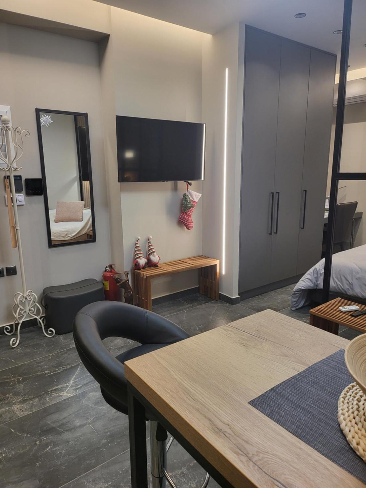 Modern Studio In Veria Center, Near Elia Square מראה חיצוני תמונה