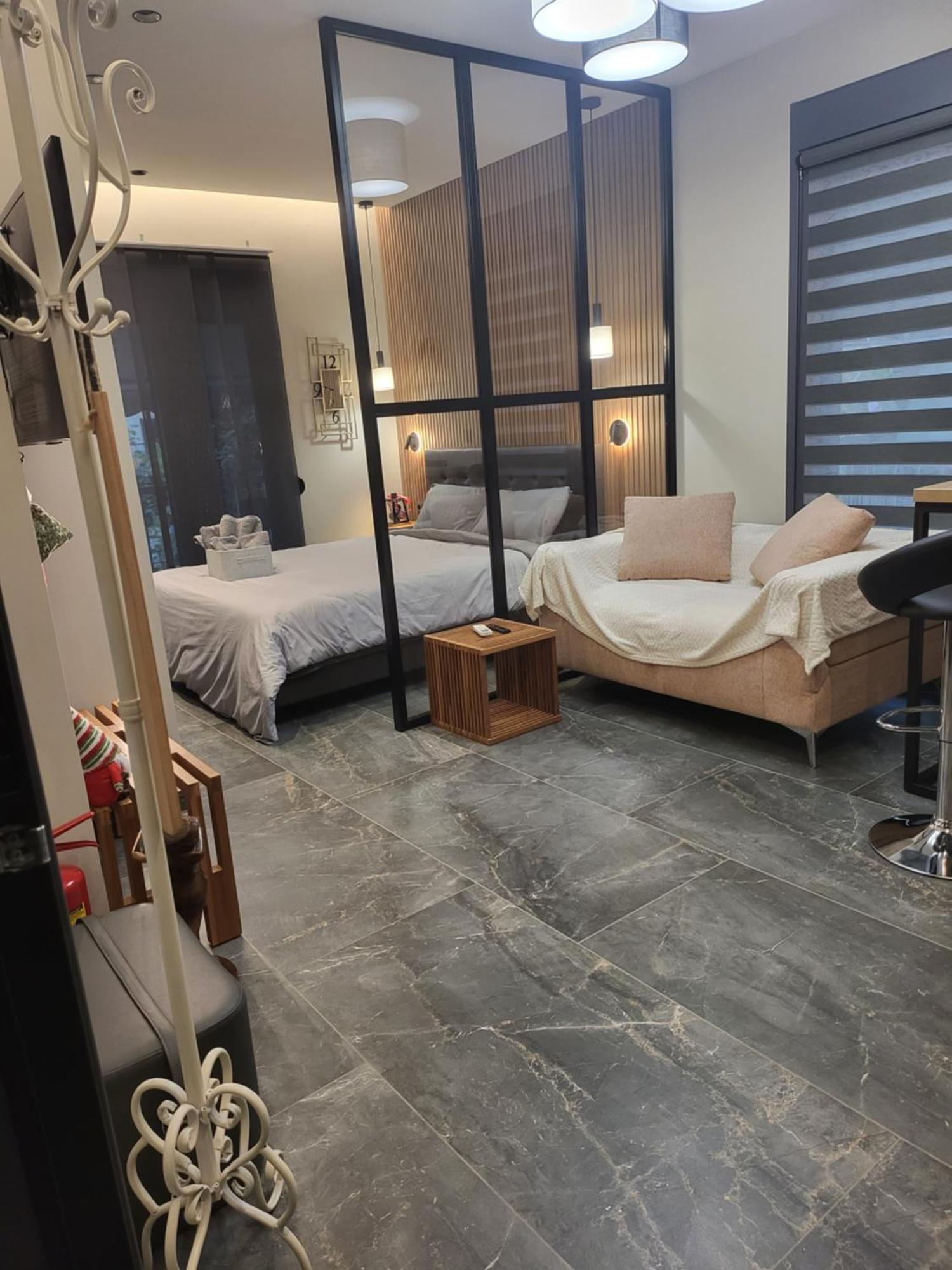 Modern Studio In Veria Center, Near Elia Square מראה חיצוני תמונה